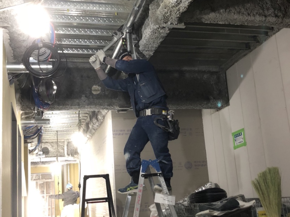 ビル内水道管工事